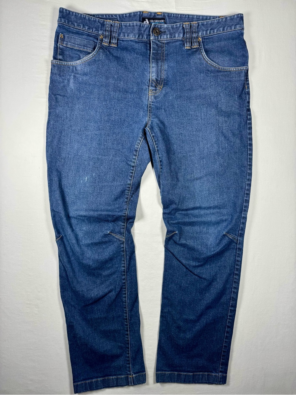 Eddie‎ Bauer First Ascent Stretch Jeans 38x32